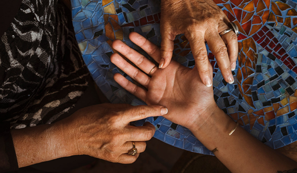 Palm/Tarot Reading